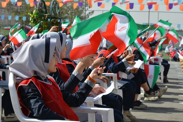 برگزاری المپیاد ورزشی درون مدرسه‌ای در بهارستان‌دو