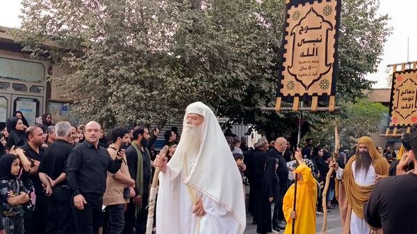 آیین ملی مذهبی خیمه‌برداری و خیمه‌کوبی در شهر تاریخی نوش آباد