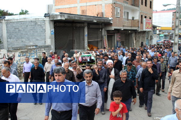 تشییع پیکر مادر شهید حسینعلی جعفری