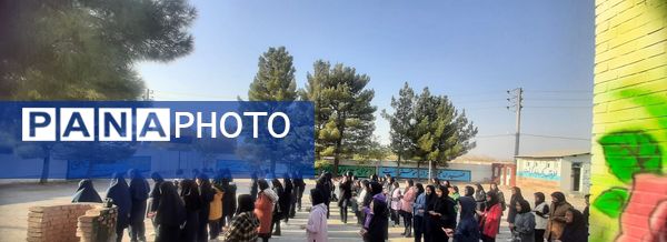 صبحگاه دبیرستان دخترانه دوره اول پروین اعتصامی  روستای انداد
