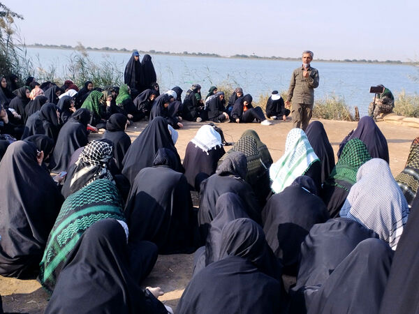 اعزام آخرین گروه از دختران دانش‌آموز ناحیه یک قم به اردوی راهیان نور