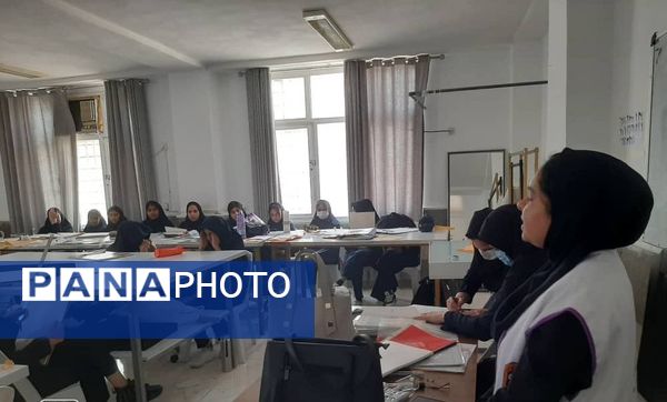 هفته بهداشت روان هنرستان زهرای مرضیه حاجی‌آباد