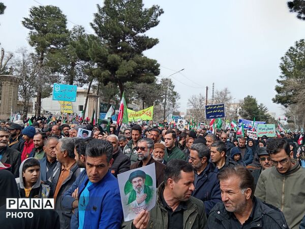 حضور پرشور مردم انقلابی شهرستان نیشابور در نماز جمعه روز جهانی قدس 