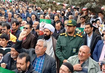 ۲۲بهمن در قاب رزن