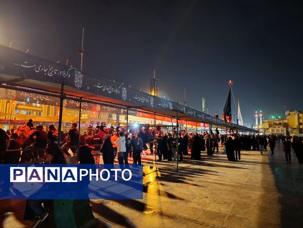 کاروان نمادین اسرای کربلا‌ازمیدان‌آستانه‌ی قم‌به‌سمت‌حرم‌حضرت‌معصومه"س"