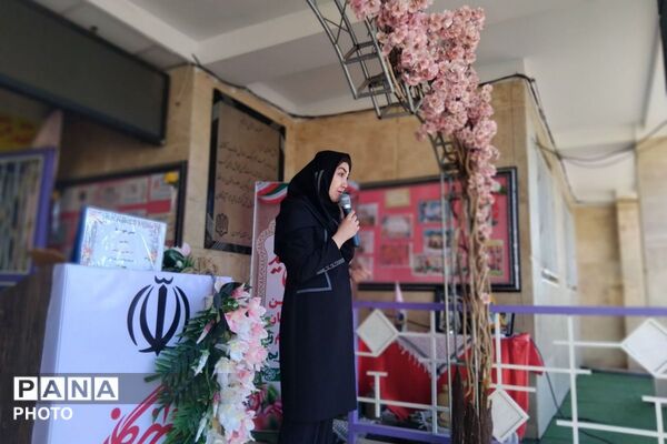  جشن جوانه‌ها در مدرسه فرزانگان ملارد