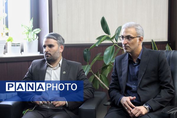 دیدار فرمانده سپاه سیدالشهدا (ع) استان تهران با مدیرکل آموزش و پرورش شهرستان‌های تهران به‌مناسبت هفته معلم