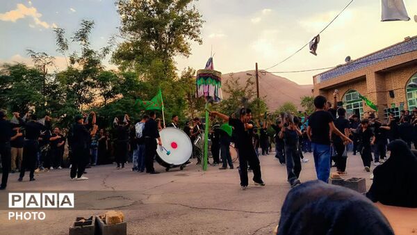 عاشورا، روز فداکاری و ایثار امام حسین(ع) در روستای طرز کرمان