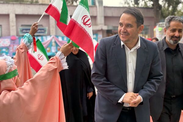 نسیم دانایی در مدرسه شهید سرافراز اسلامشهر وزیدن گرفت