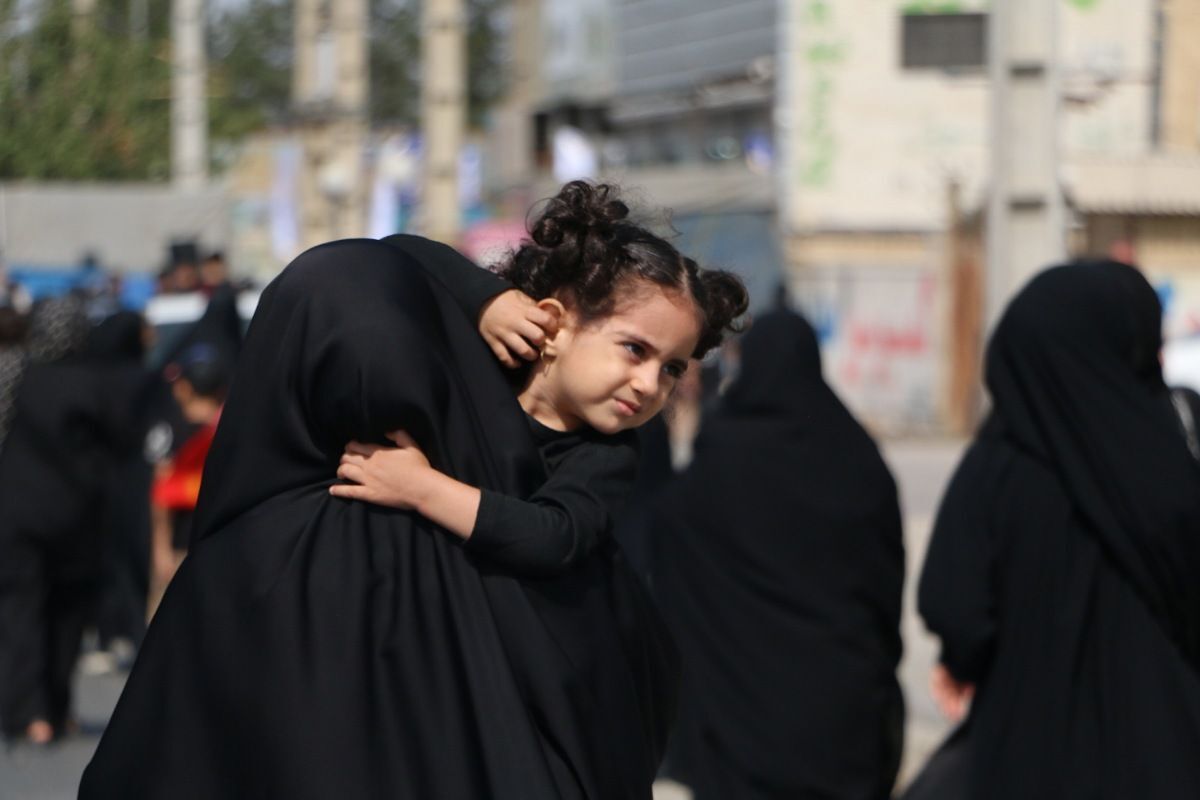 امروز خیابانهای شهر صفادشت، میزبان جاماندگان اربعین حسینی بود 