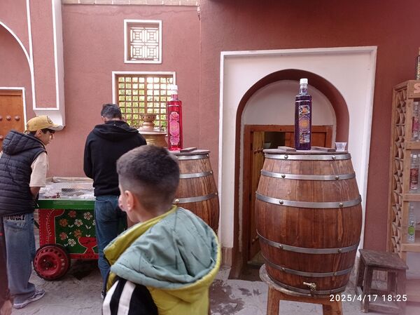 برپایی غرفه‌های صنایع دستی در پارک ایران کوچک 