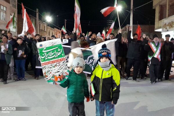 حضور نسل آینده انقلاب در شب‌های اقتدار