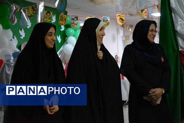 افتتاحیه طرح  «ایرانمون» در مدرسه شهدای گمنام بهارستان‌دو