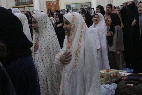مراسم اعتکاف در مسجد الزهرا(س) قیامدشت