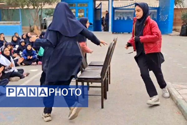 از کلاس درس تا شکوه انقلاب؛ شور دانش آموزی،  شور فجر