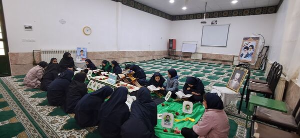 محفل انس با قرآن کریم در آموزشگاه شهید رزمی خلیل آباد