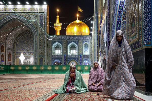 آیین معنوی اعتکاف در حرم مطهر رضوی- ۲