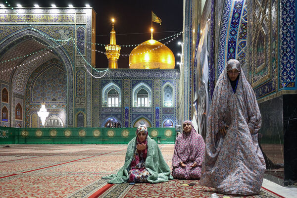 آیین معنوی اعتکاف در حرم مطهر رضوی- ۲