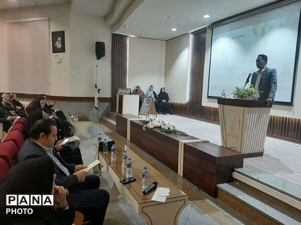 مجمع عمومی انجمن اولیا و مربیان در دبستان آرمینه مصلی‌نژاد