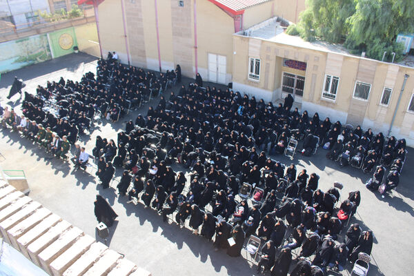 مراسم گرامیداشت هفته دفاع مقدس در دبیرستان شاهد رضویه قم
