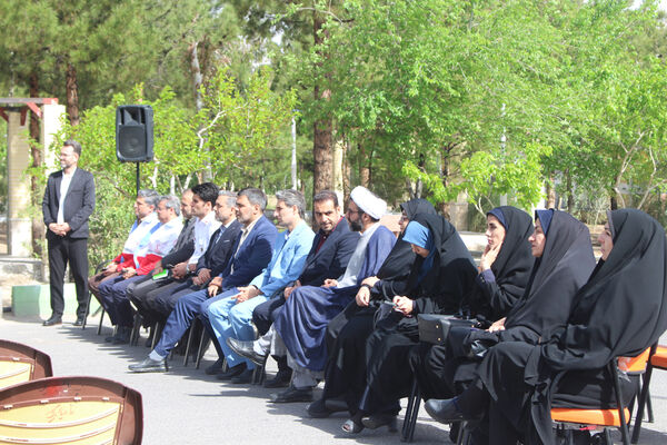 آیین افتتاحیه جشنواره رقابت‌های علمی- مهارتی سفیران سلامت استان قم