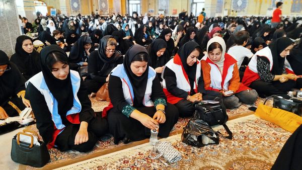 برگزاری دعای روح بخش عرفه در شهرستان ایلام 