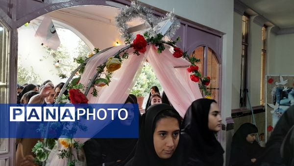 آغاز مهر با حضور خادمین حرم امام رضا(ع) در مدرسه عباسقلی رهگذر شهریار