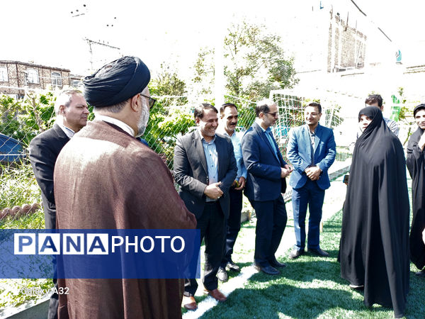 آیین افتتاح زمین چمن مدرسه بهار نور معرفت در قم