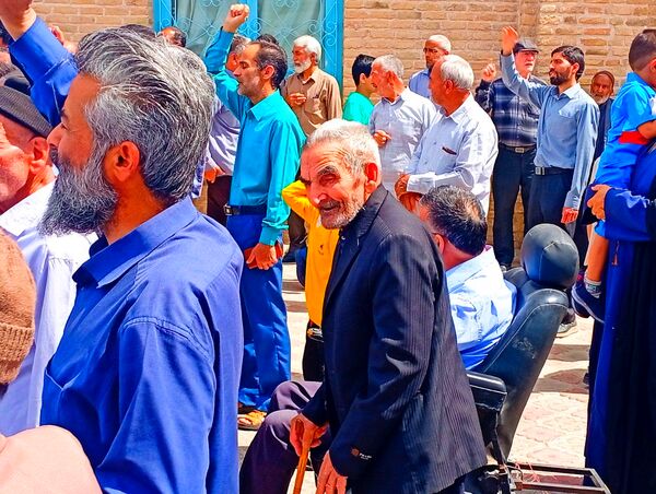 مشت هایی که آزادی فلسطین را صدا میزند