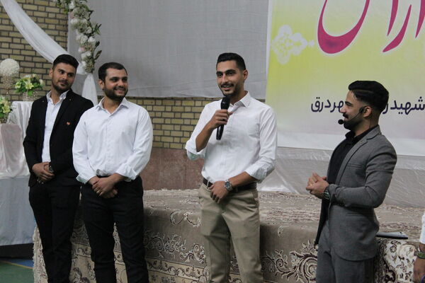 جشن چتری برای آرامش در شهر درق