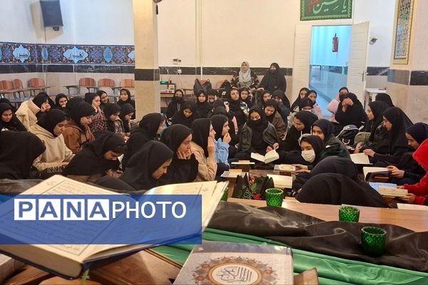 دانش آموزان نورانی حاضر در محفل