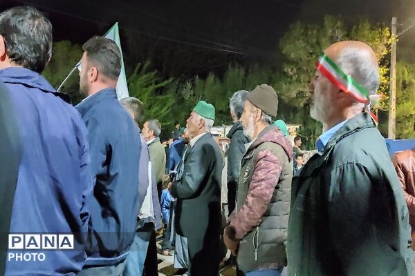 سنگر ما خیابان است 