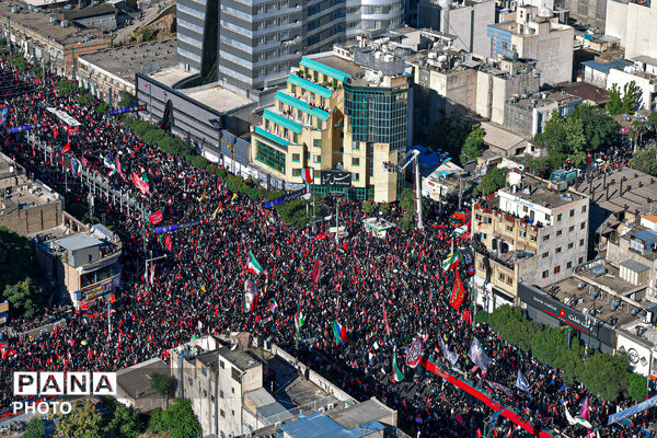 تشییع پیکر رهبر شهید انقلاب در مشهد مقدس-۱
