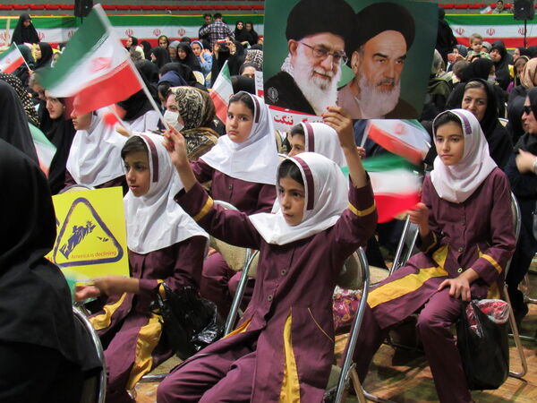 وحدت اهل تسنن و تشیع در اجتماع عظیم زینبیون سنندج