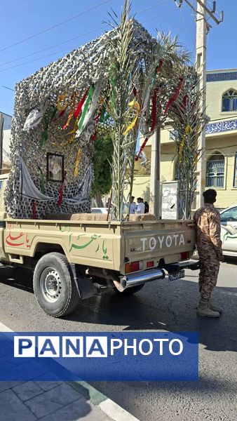 تشییع باشکوه شهید گمنام با بدرقه پرشور دانش‌آموزان