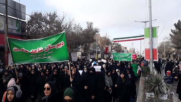 جلوه‌هایی از حماسه آفرینی مردم شیروان در راهپیمایی ۲۲ بهمن 
