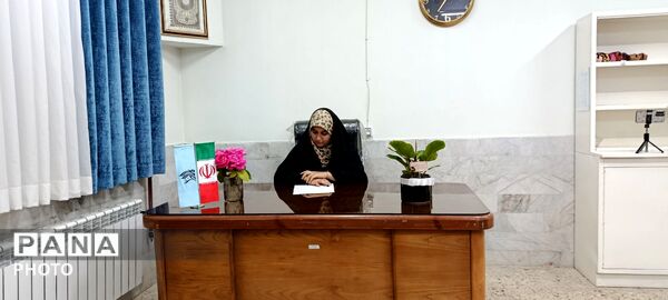 دبیرستان فاطمه‌الزهرا میزبان آیین خاطره‌سازان