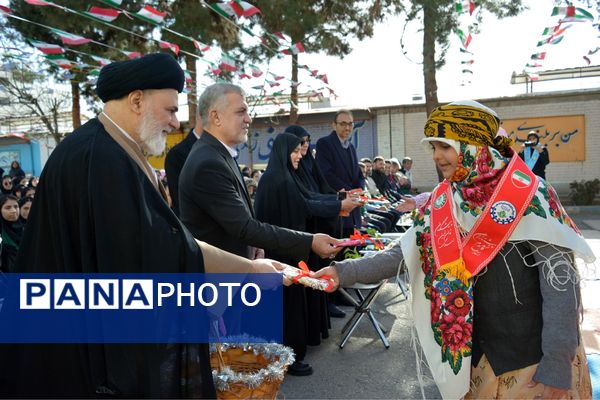 طنین زنگ انقلاب در بهارستان‌دو 