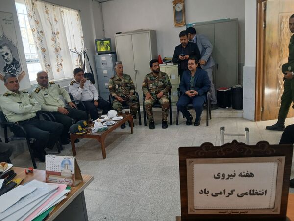 گرامیداشت هفته نیروی انتظامی در مدرسه امید شهرستان خلیل آباد