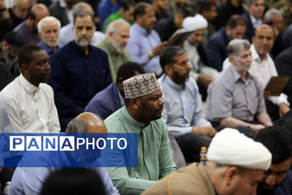 مراسم بزرگداشت والده «سید حسن نصرالله» در قم