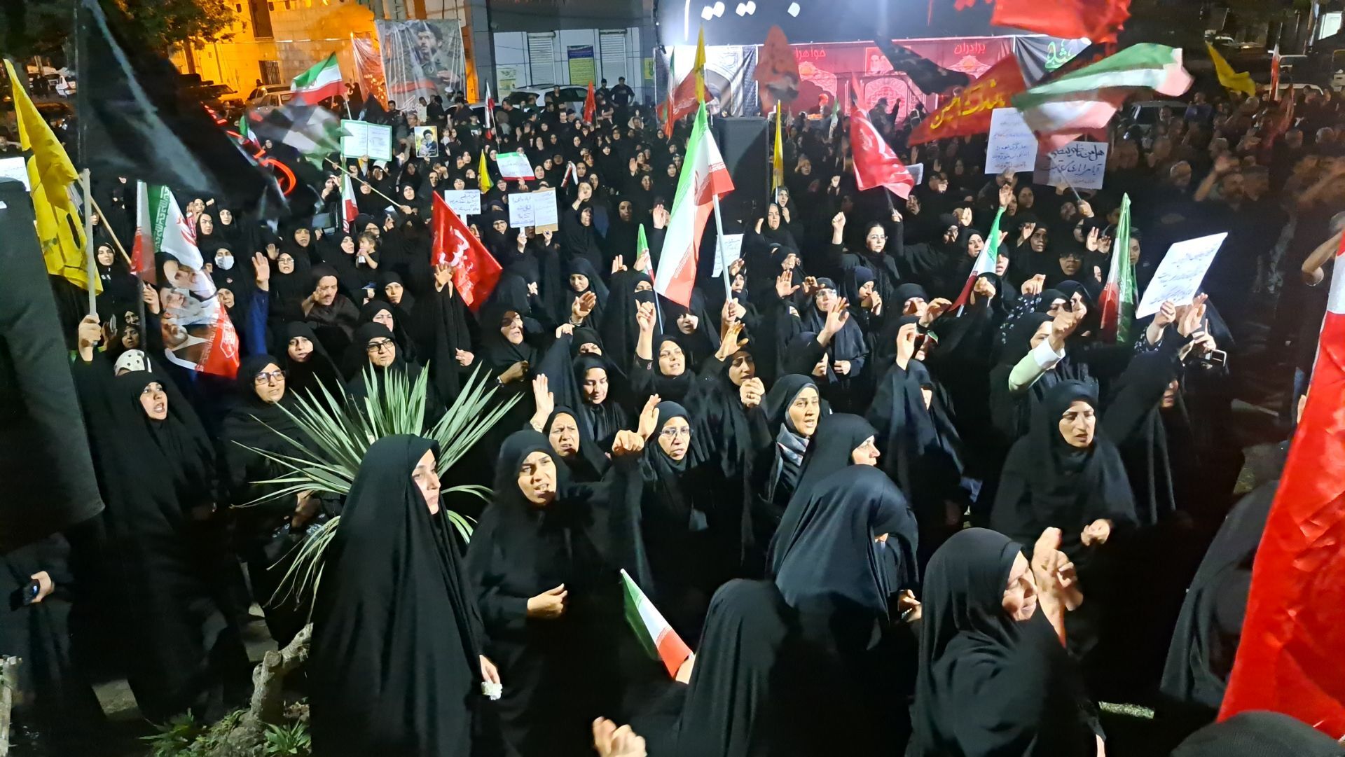 اجتماع پرشور مردمی جلوه‌ای از وحدت و عشق حسینی