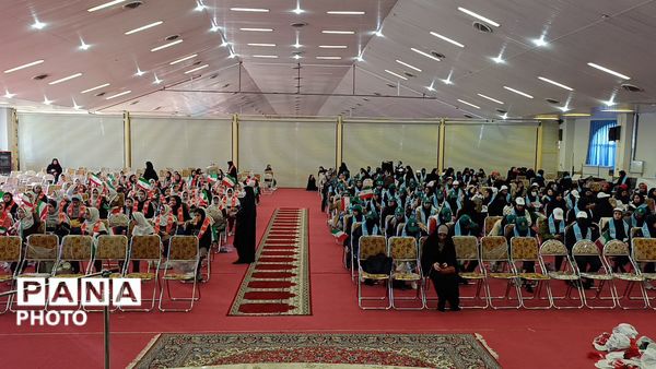 همایش یاوران انقلاب، پیشتازان مقاومت در نهاوند