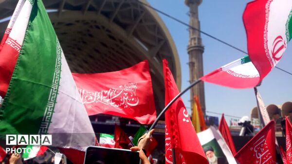 وداع با رهبر شهید در مصلای تهران