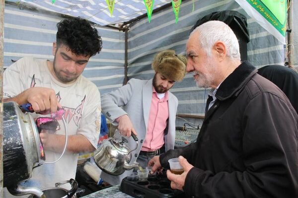 شادپیمایی خانوادگی جشن نیمه شعبان در قم