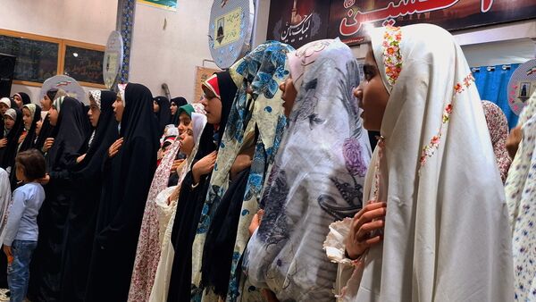 افتتاحیه مراسم اعتکاف دانش‌آموزی در مسجد ابا صالح المهدی صفادشت