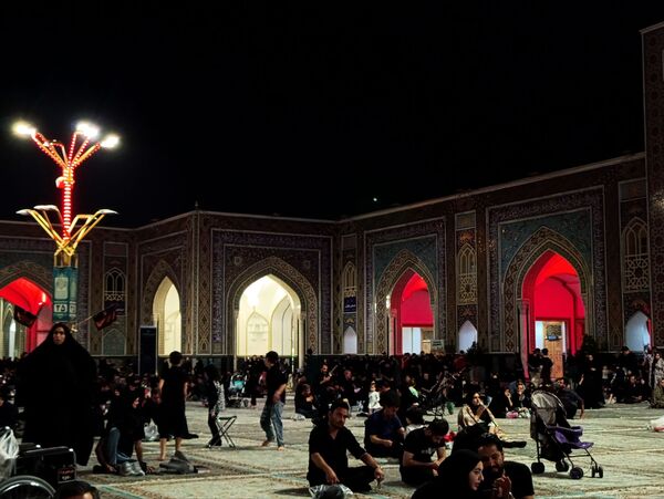 حرم در بغض عاشورا 