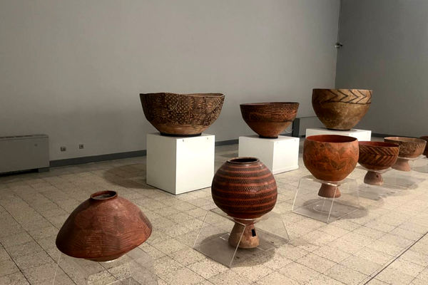 گوشه‌ی کوچکی از موزه ملی ایران باستان در قاب پانا