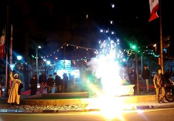 برگزاری رژه خودرویی در شهر میمه