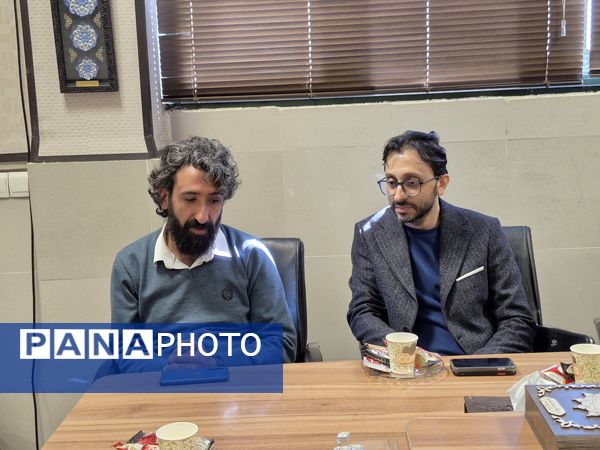 تفاهم‌نامه همکاری سازمان دانش‌آموزی فارس با بازیت