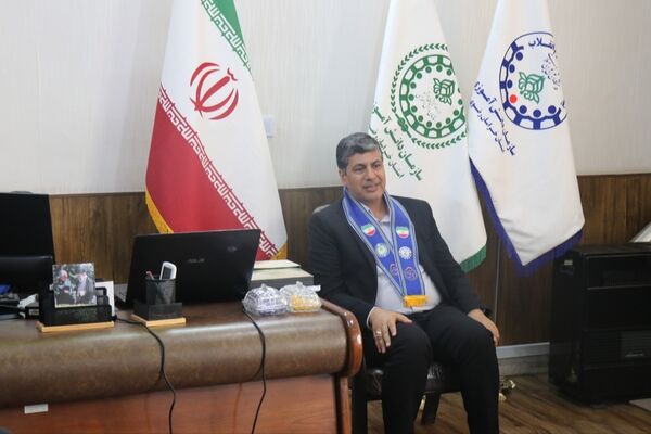 دیدار دانش‌آموزان پسر پیشتاز با مدیر سازمان دانش‌آموزی خراسان رضوی
